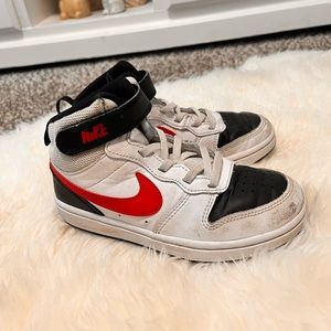 Used Nike high top tennis shoes